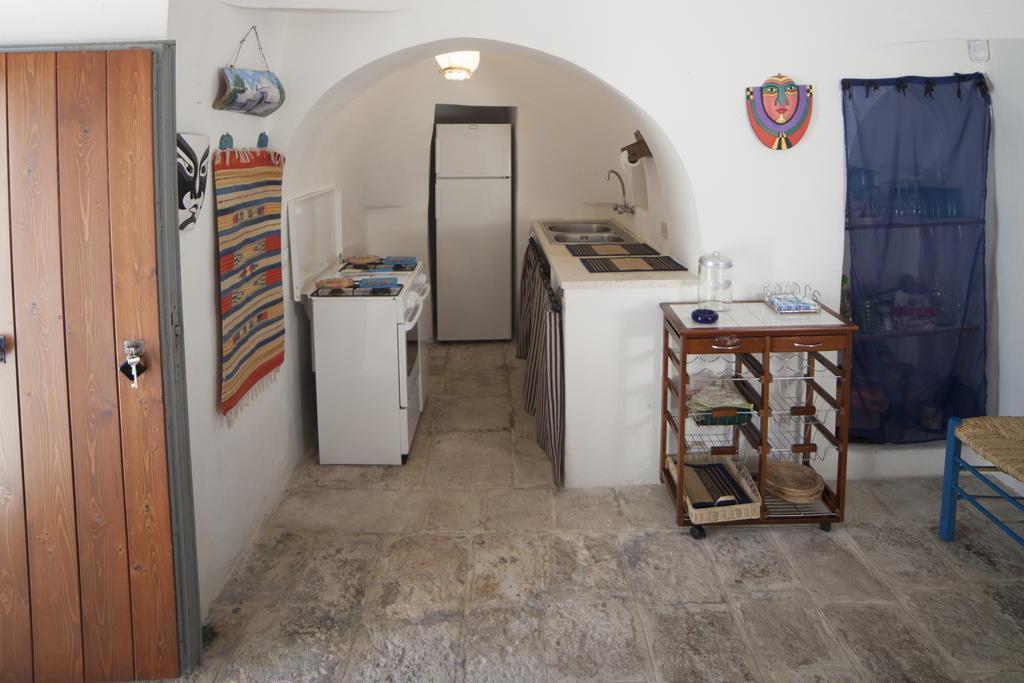 오스투니 Trullo Degli Ulivi 빌라 외부 사진