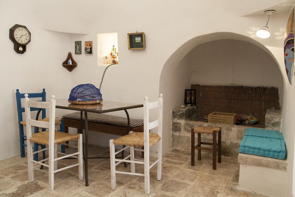 오스투니 Trullo Degli Ulivi 빌라 외부 사진